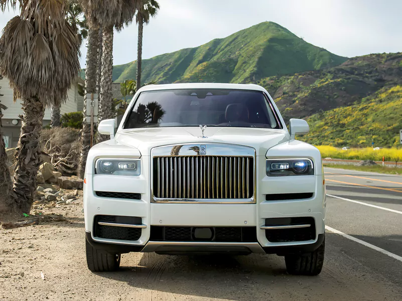 Hire Rolls Royce Cullinan